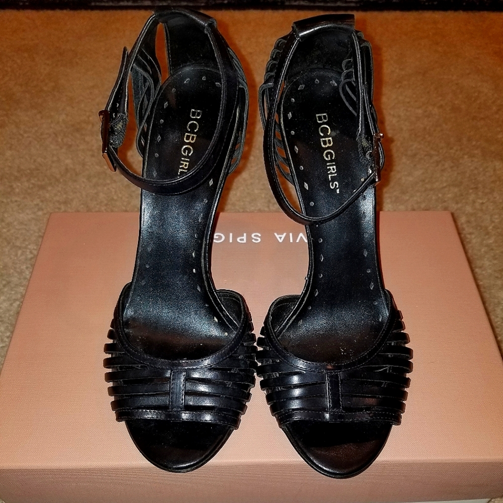 BCBGirls Black Elegant Leather Heels Size 7 LNC